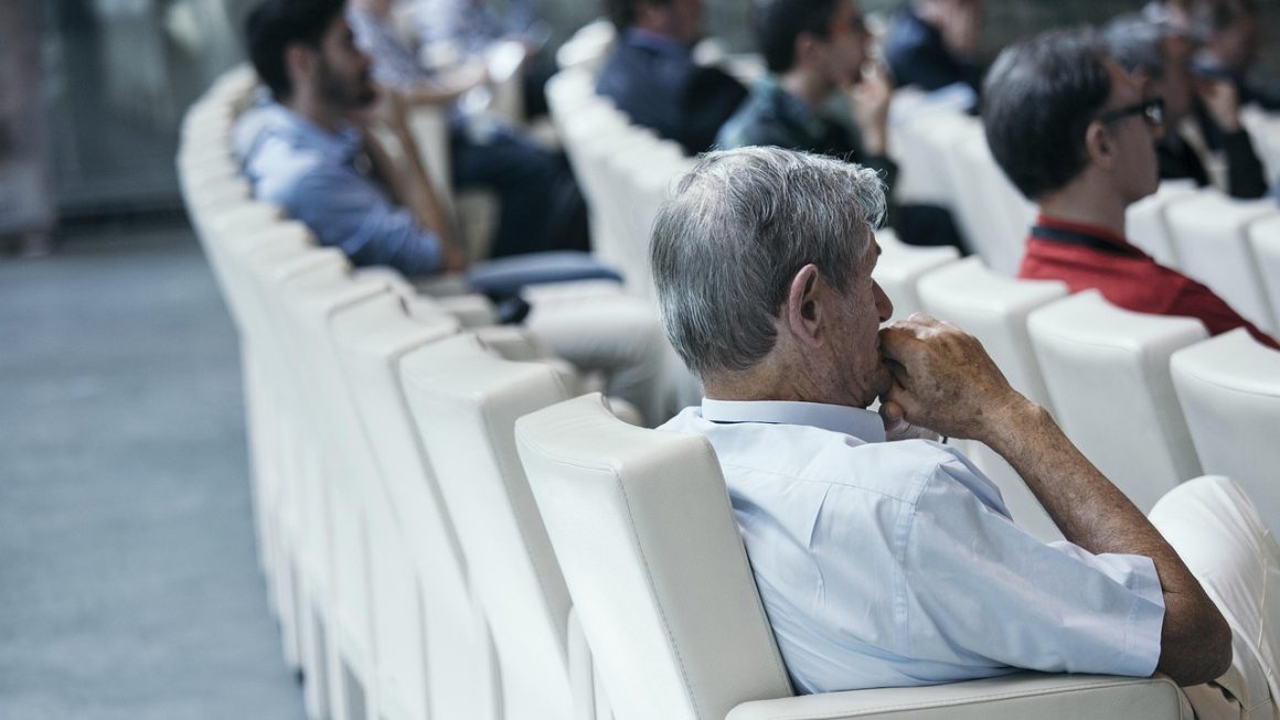 Ce este un comunicat de presă de criză