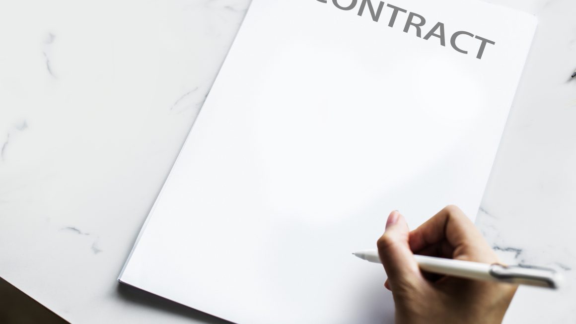 Model de contract de confidențialitate (NDA) între firmă și angajat